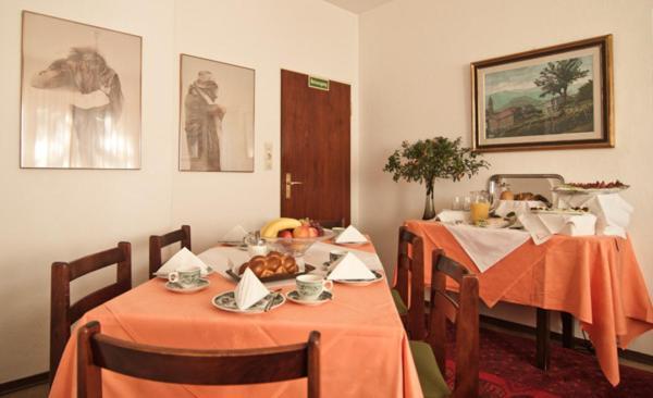 Hotel Corona Франкфурт-на-Майне Номер фото